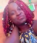 Dating Woman Ivory Coast to Boufle : Elodie, 29 years